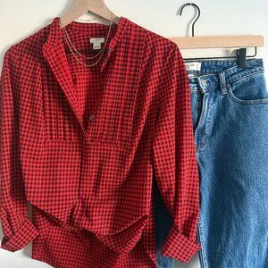 Classic Business Casual Button Up